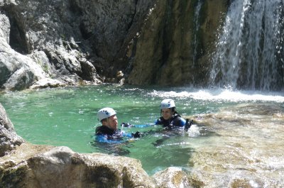 jumping-jack-canyoning__16_.jpg