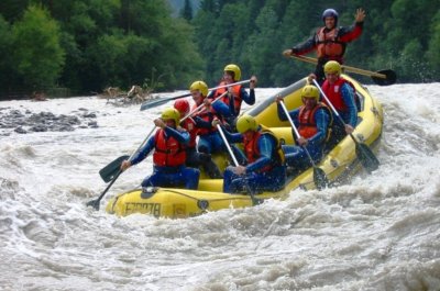 rafting4_gross.jpg rafting4_gross.jpg